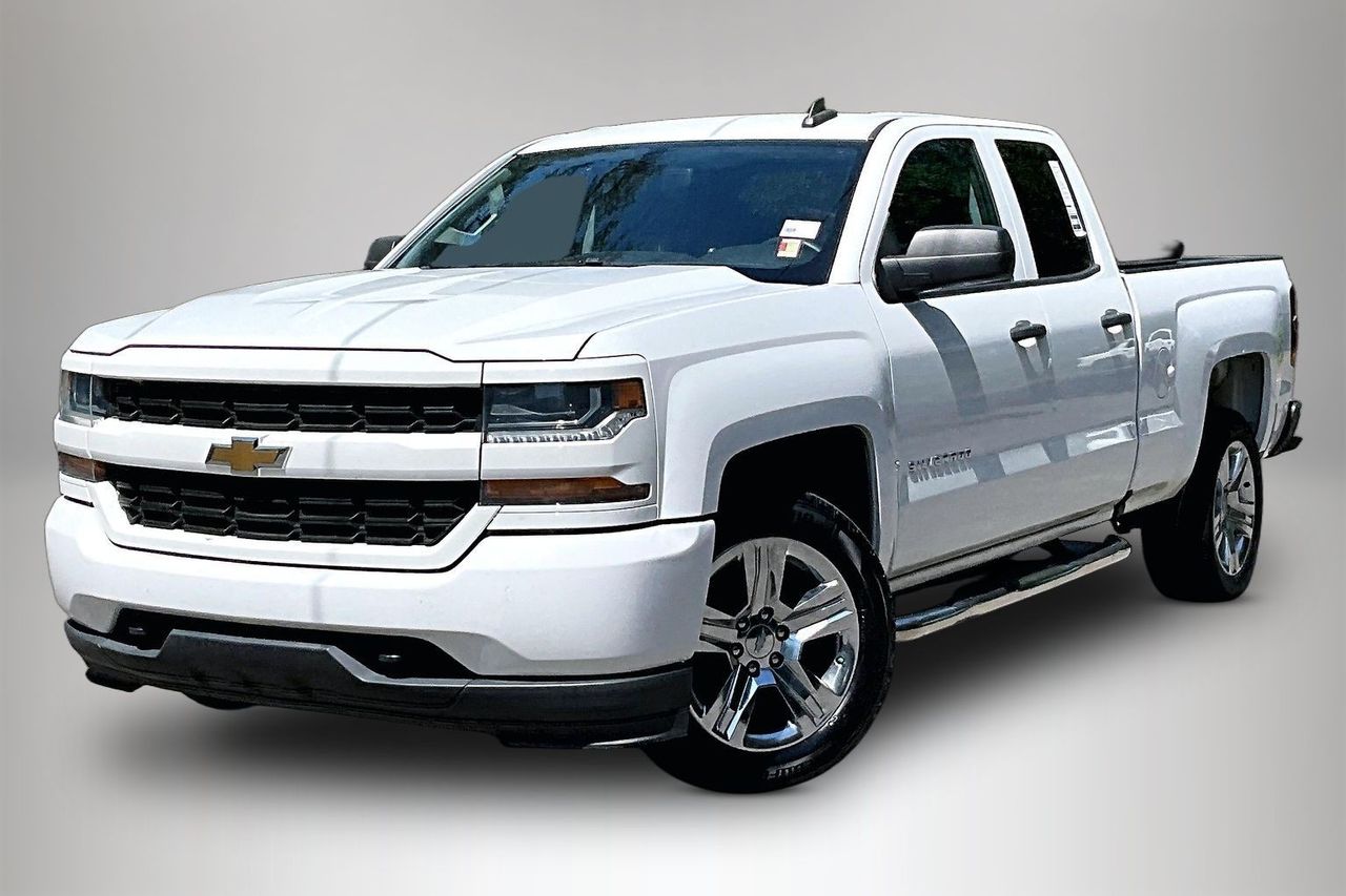 2018 Chevrolet Silverado 1500 Custom Double Cab RWD