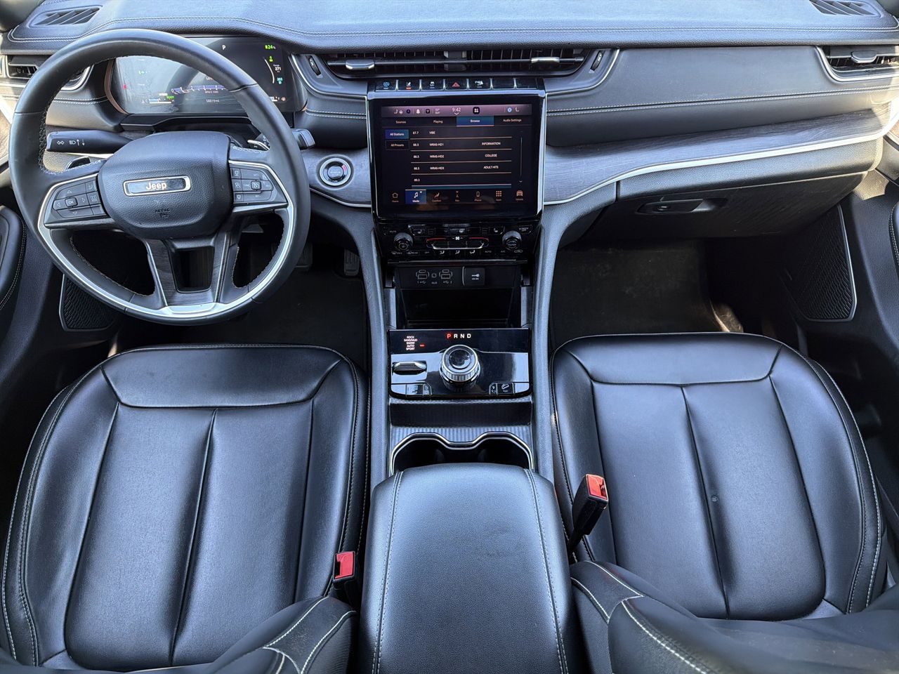 View vehicle photo 2