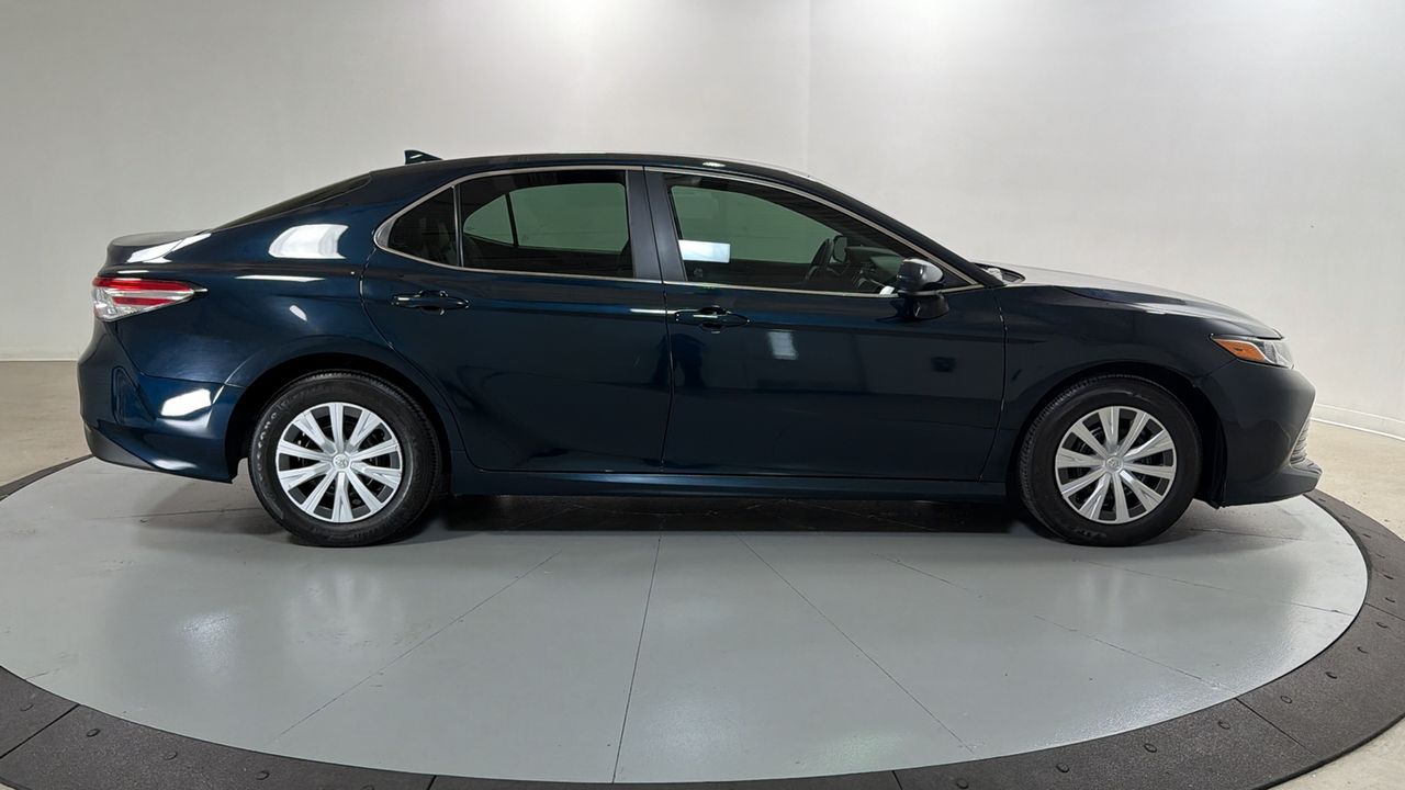 Used 2020 Blue Toyota LE image 6