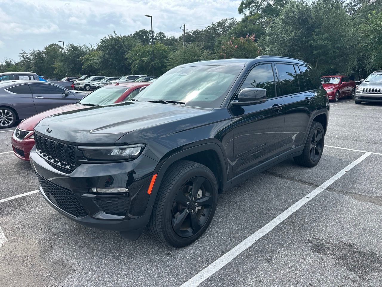 Diamond Black 2025 Jeep Grand Cherokee SUV / Crossover 4X2 8-Speed Automatic