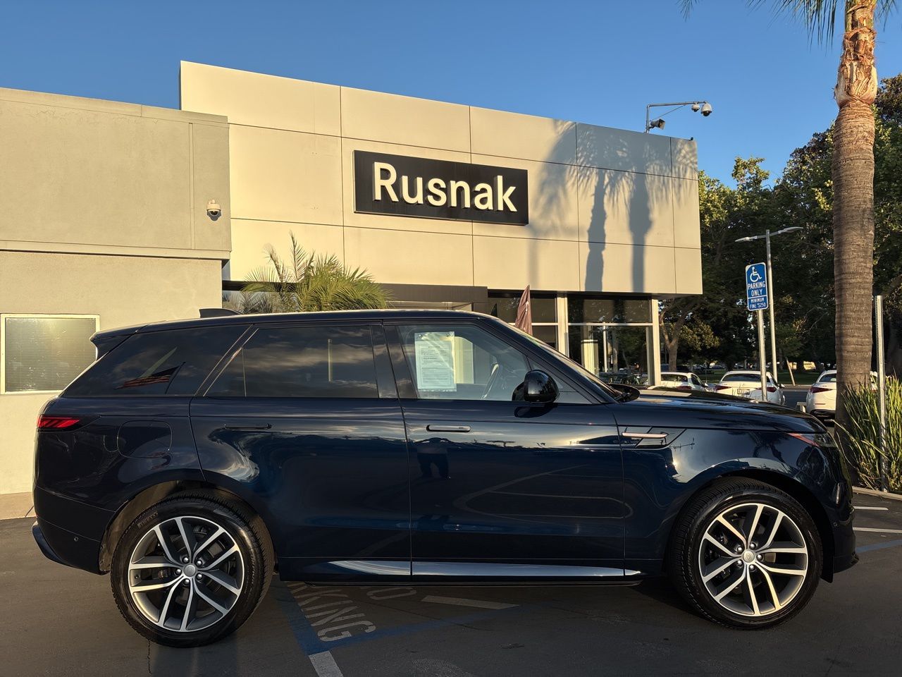 Portofino Blue Metallic 2023 Land Rover Range Rover Sport P400 Dynamic SE AWD SUV / Crossover All-Wheel Drive 8-Speed Automatic