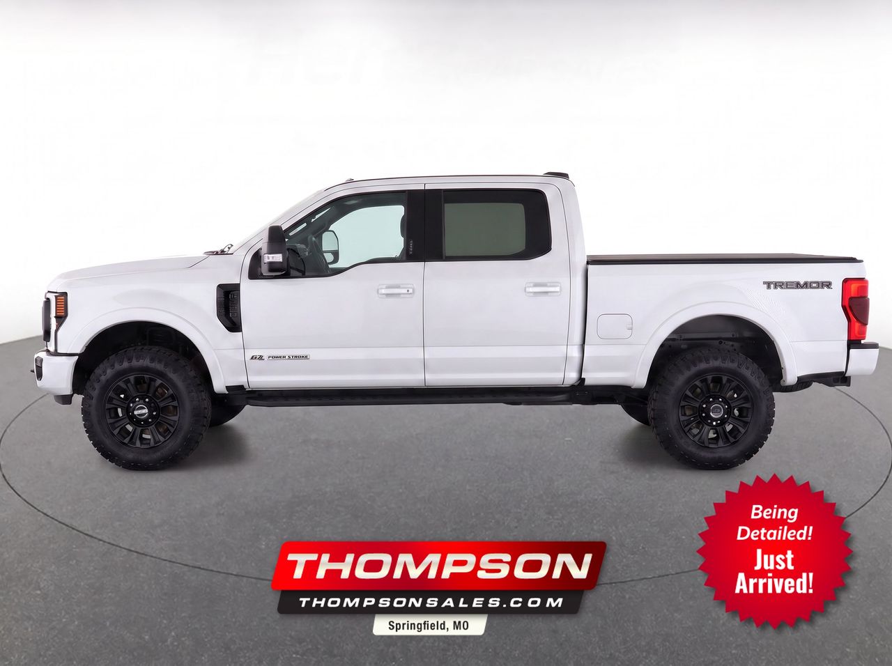 Star White Metallic Tri-Coat 2022 Ford F-350 Super Duty Pickup Truck Four-Wheel Drive Automatic