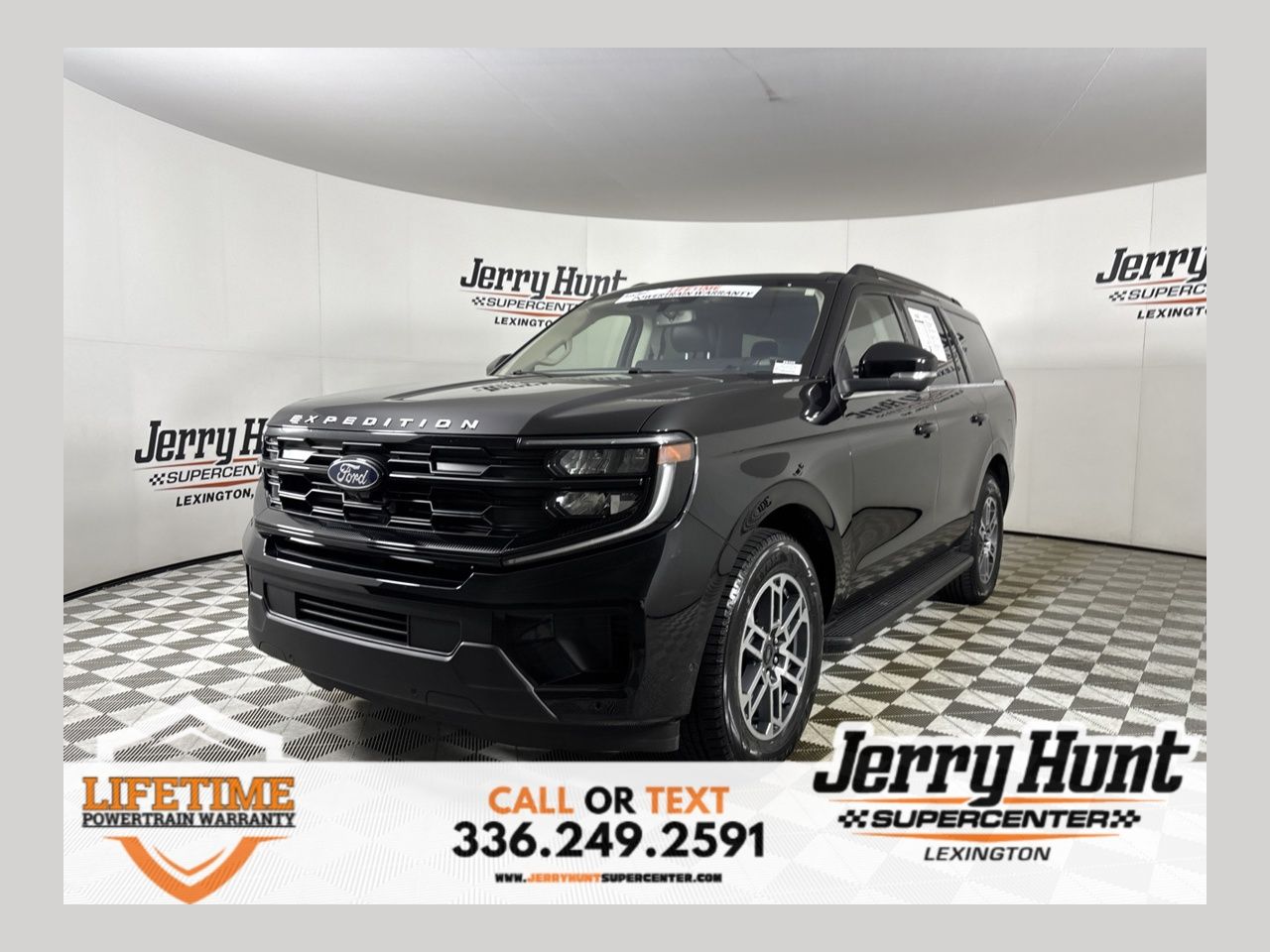 Black Metallic 2025 Ford Expedition SUV / Crossover Four-Wheel Drive Automatic