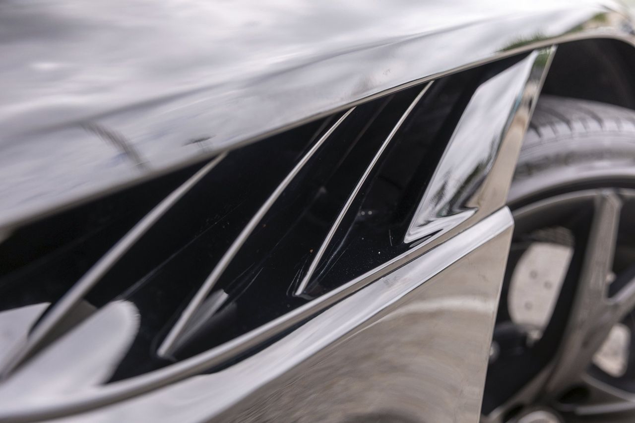 Used Car 2019 Aston Martin Dbs  Superleggera For Sale Under $230,000 In Austin, Texas