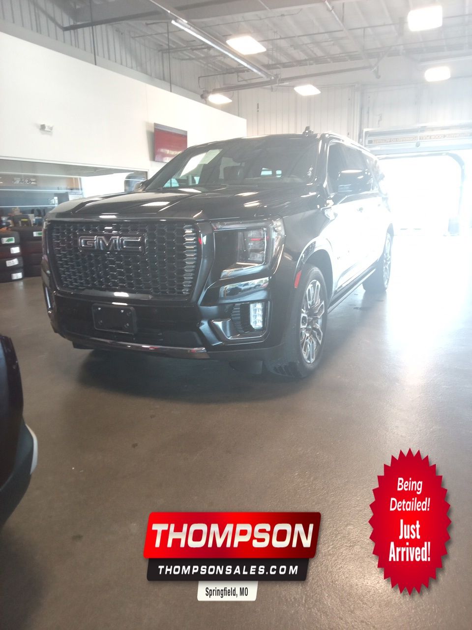 2024 GMC Yukon XL Denali Ultimate 4WD   
