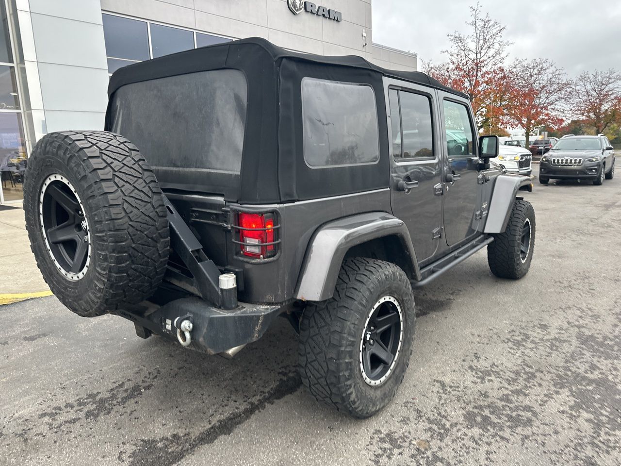 2017 Jeep Wrangler Unlimited Sahara 7