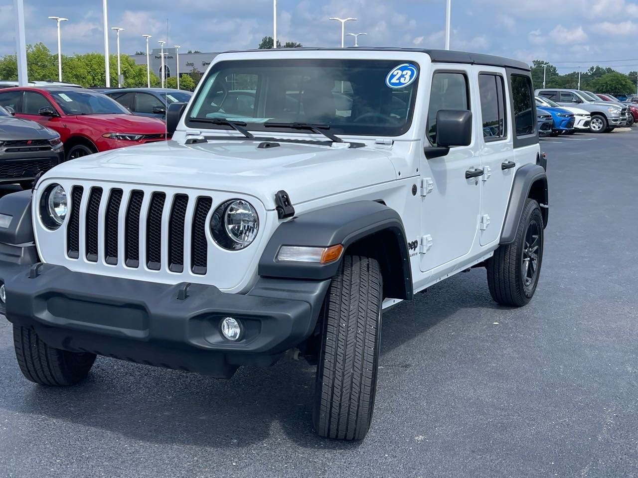 2023 Jeep Wrangler Altitude 7