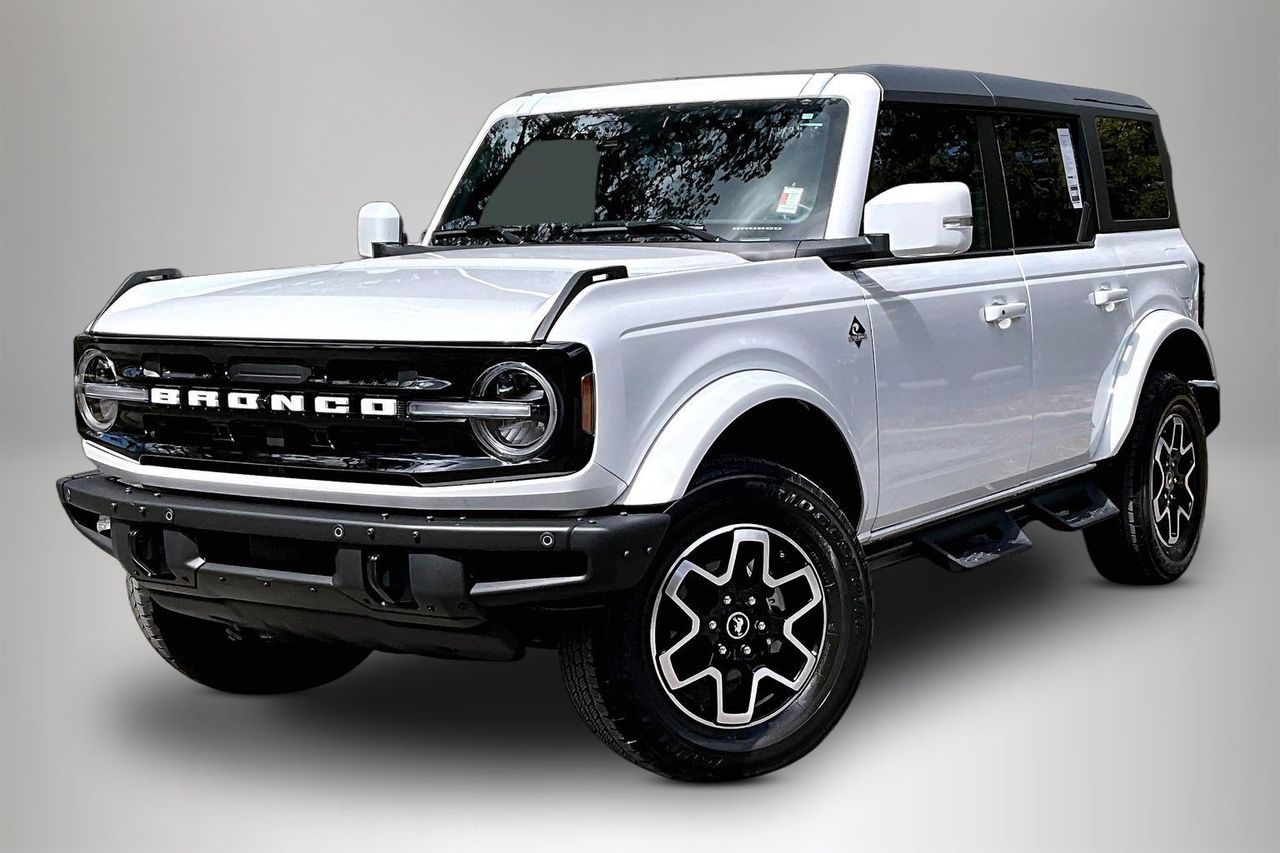 2023 Ford Bronco Outer Banks 4-Door 4WD