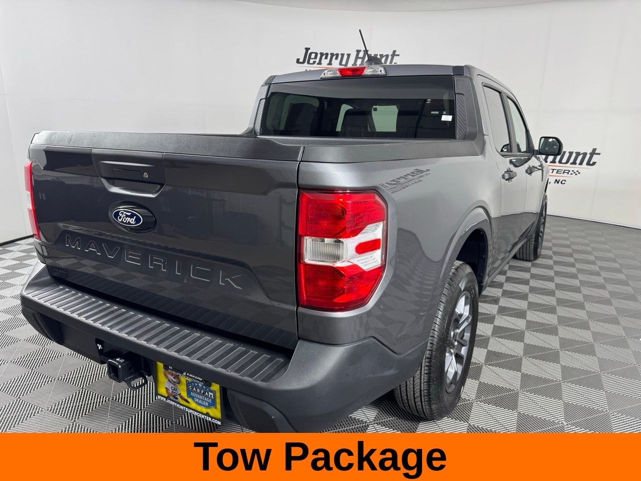 View vehicle photo 7