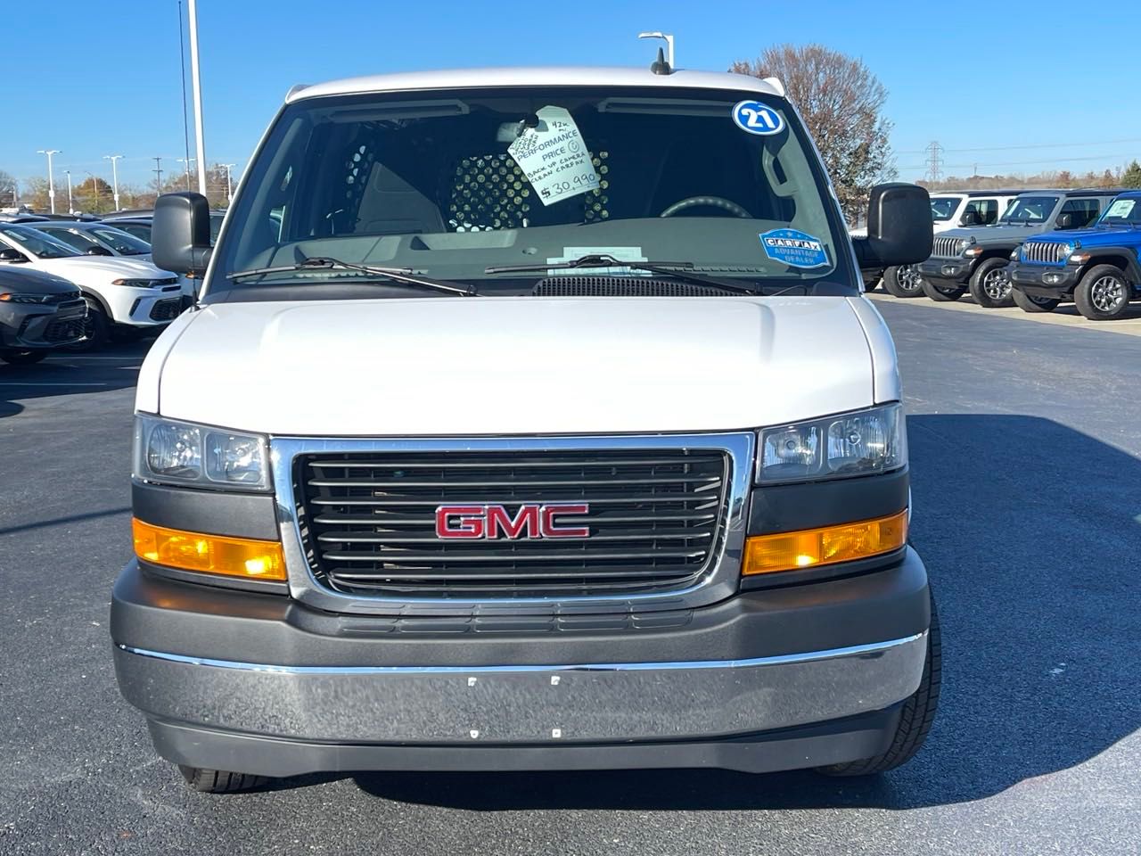 2021 GMC Savana 2500 Work Van 8