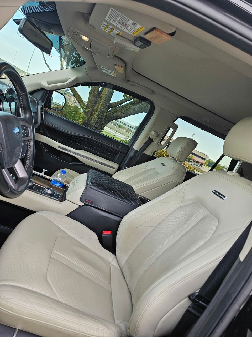2020 Ford Expedition Platinum photo 3