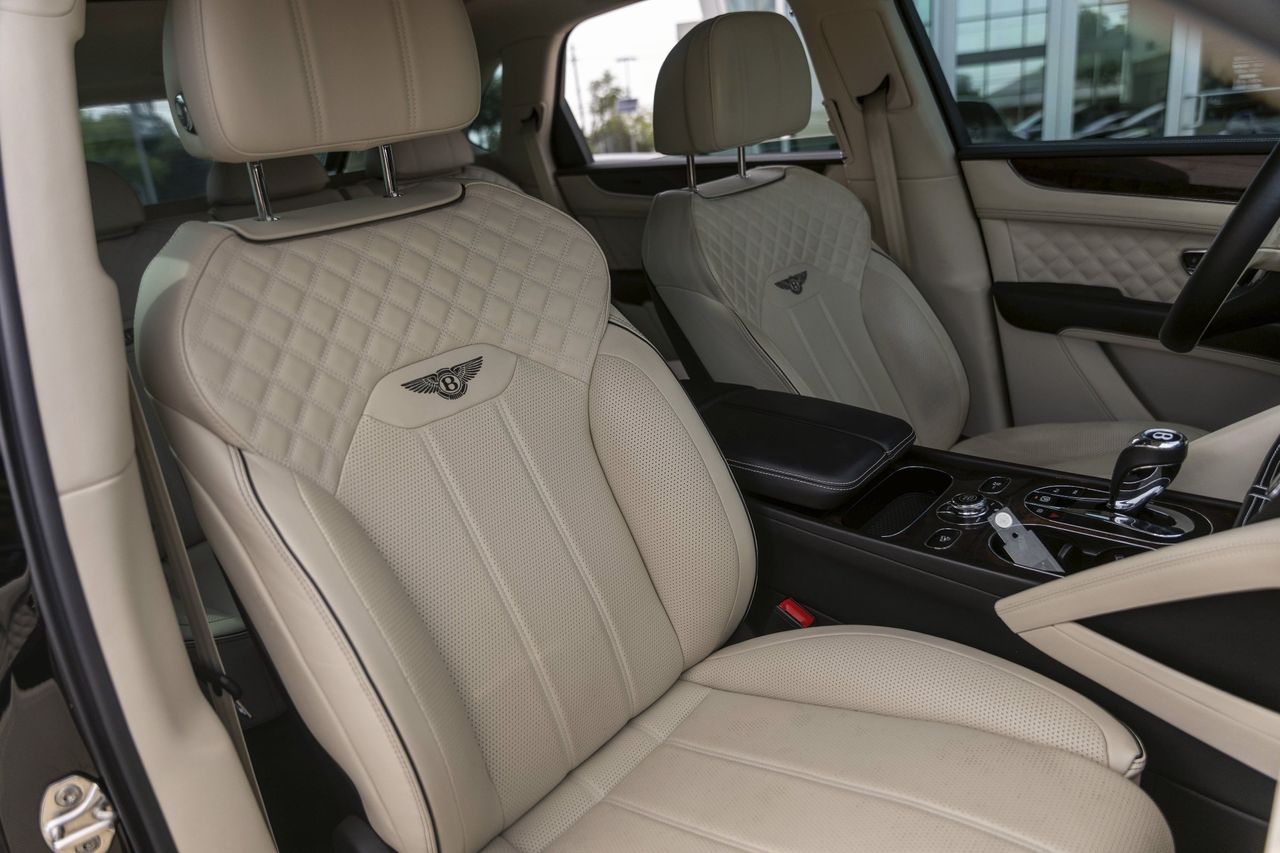 Used Car 2021 Bentley Bentayga  V8 For Sale Under $130,000 In Austin, Texas