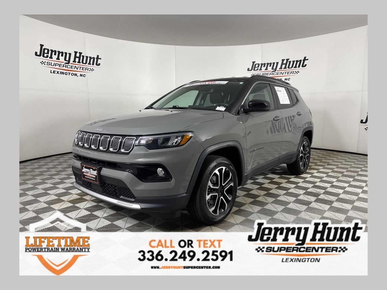 Sting-Gray Clearcoat 2022 Jeep Compass SUV / Crossover Four-Wheel Drive 9-Speed Automatic