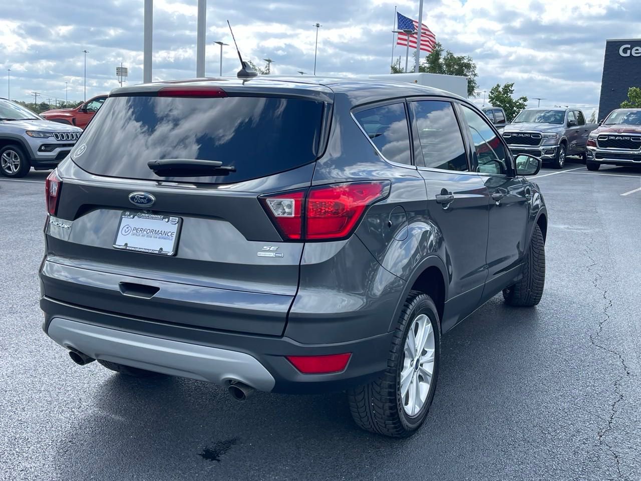 2019 Ford Escape SE 3