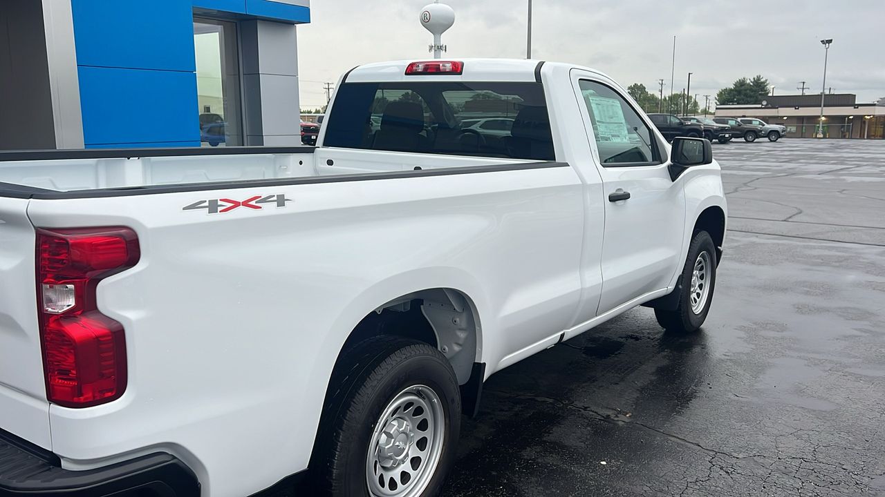 2024 Chevrolet Silverado 1500 WT 8