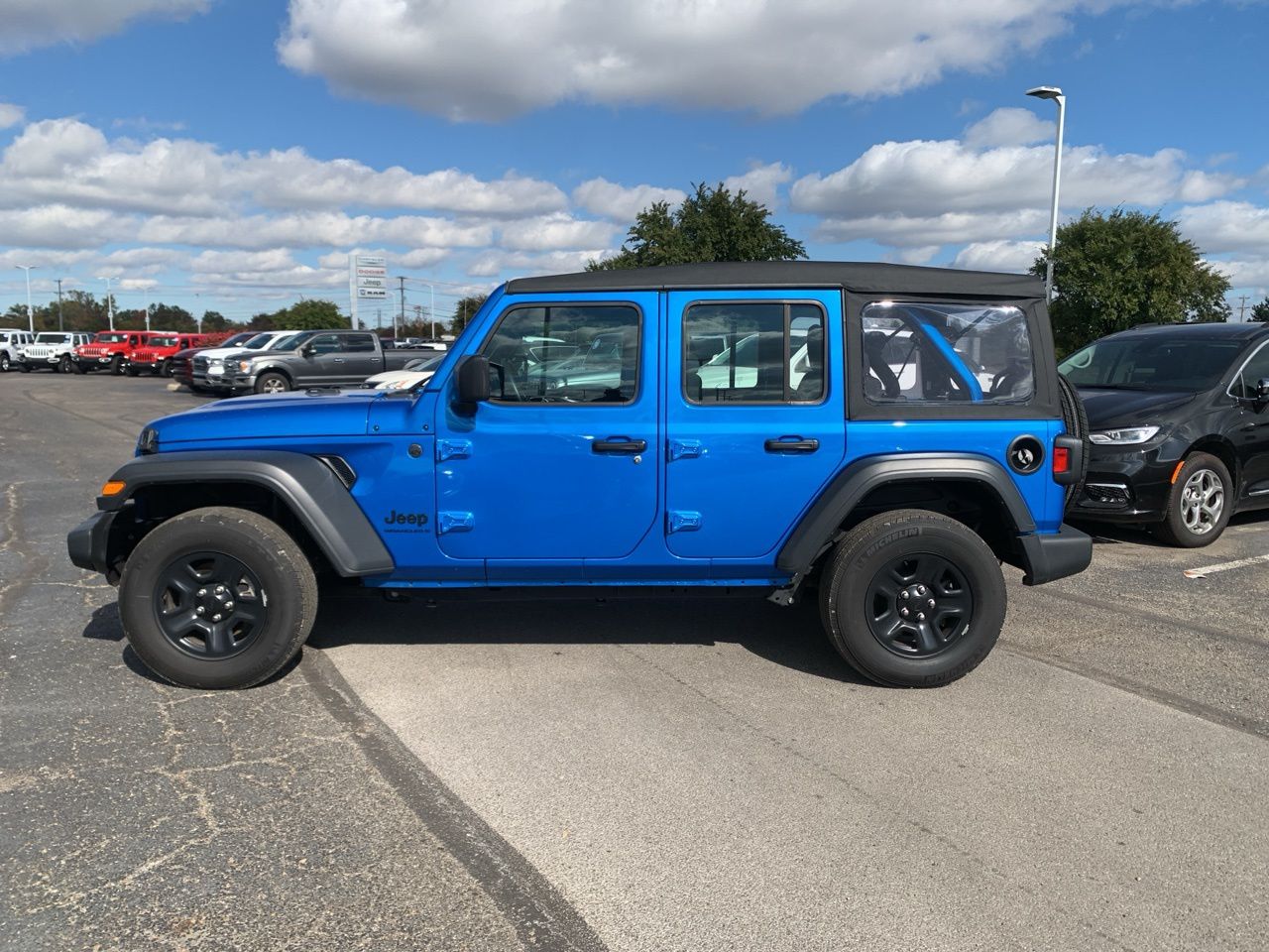 2023 Jeep Wrangler Sport 7