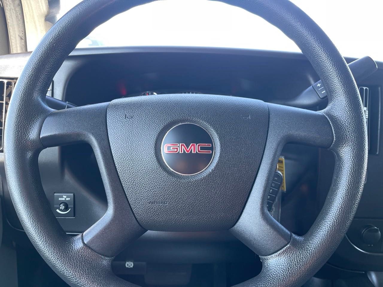 2019 GMC Savana 2500 Work Van 16