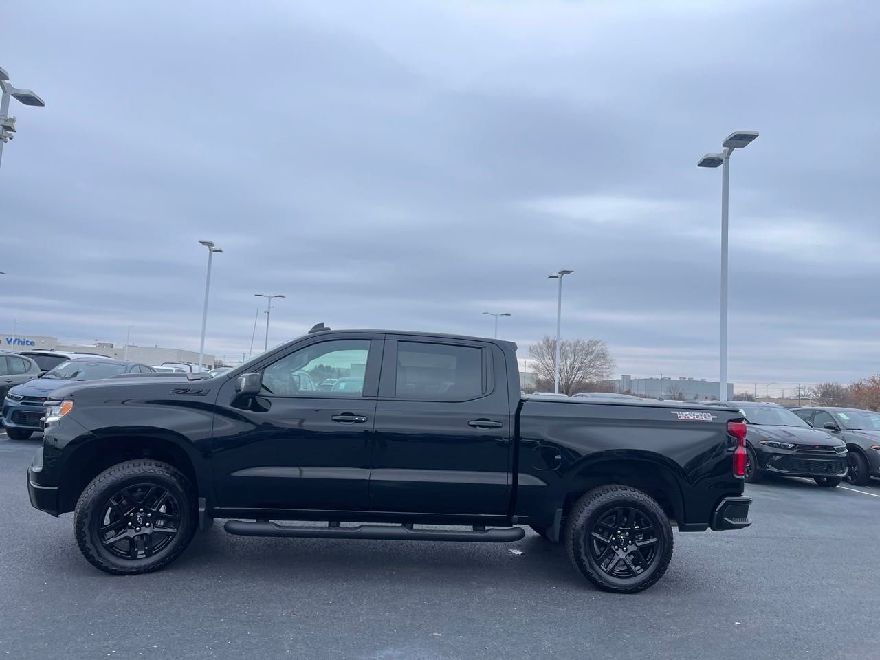 2024 Chevrolet Silverado 1500 LT Trail Boss 6