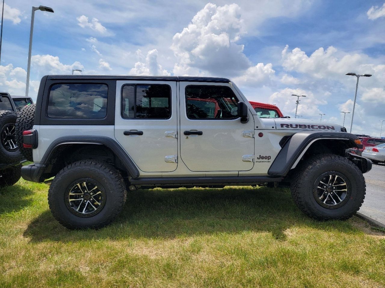 2024 Jeep Wrangler Rubicon 8