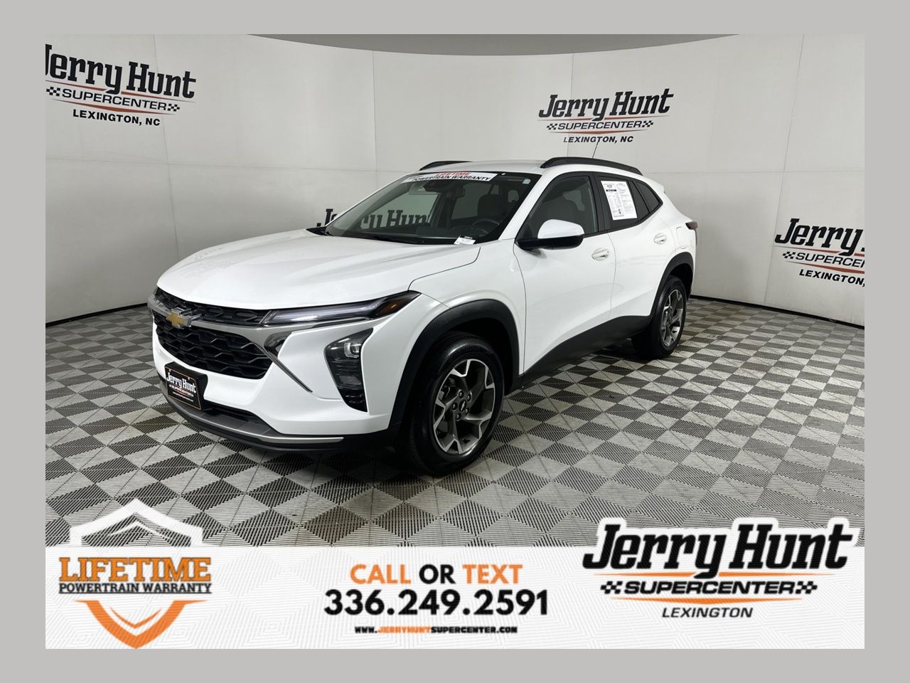Summit White 2025 Chevrolet Trax SUV / Crossover Front-Wheel Drive 6-Speed Automatic