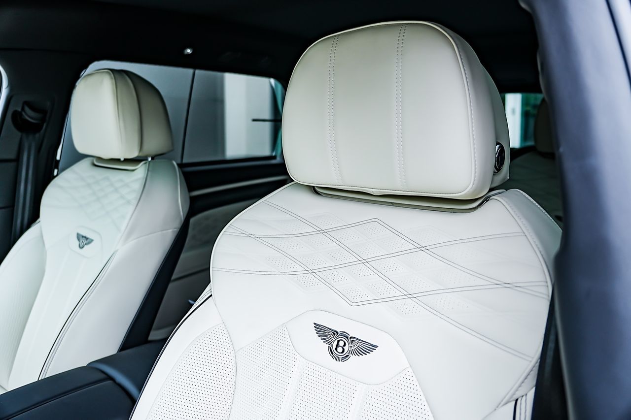 Used Car 2023 Bentley Bentayga Ewb  For Sale Under $200,000 In Austin, Texas