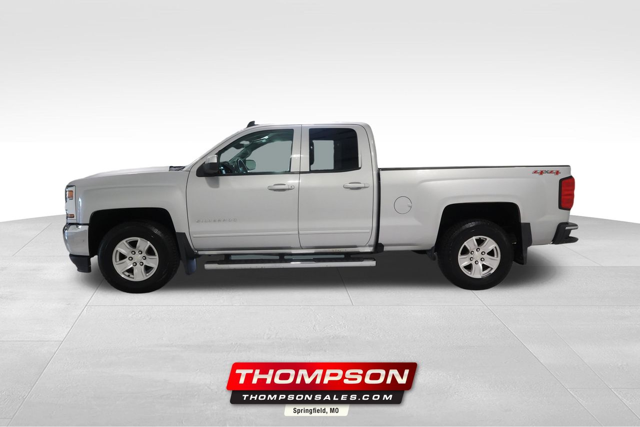 Silver Ice Metallic 2017 Chevrolet Silverado 1500 Pickup Truck Four-Wheel Drive 6-Speed Automatic Overdrive