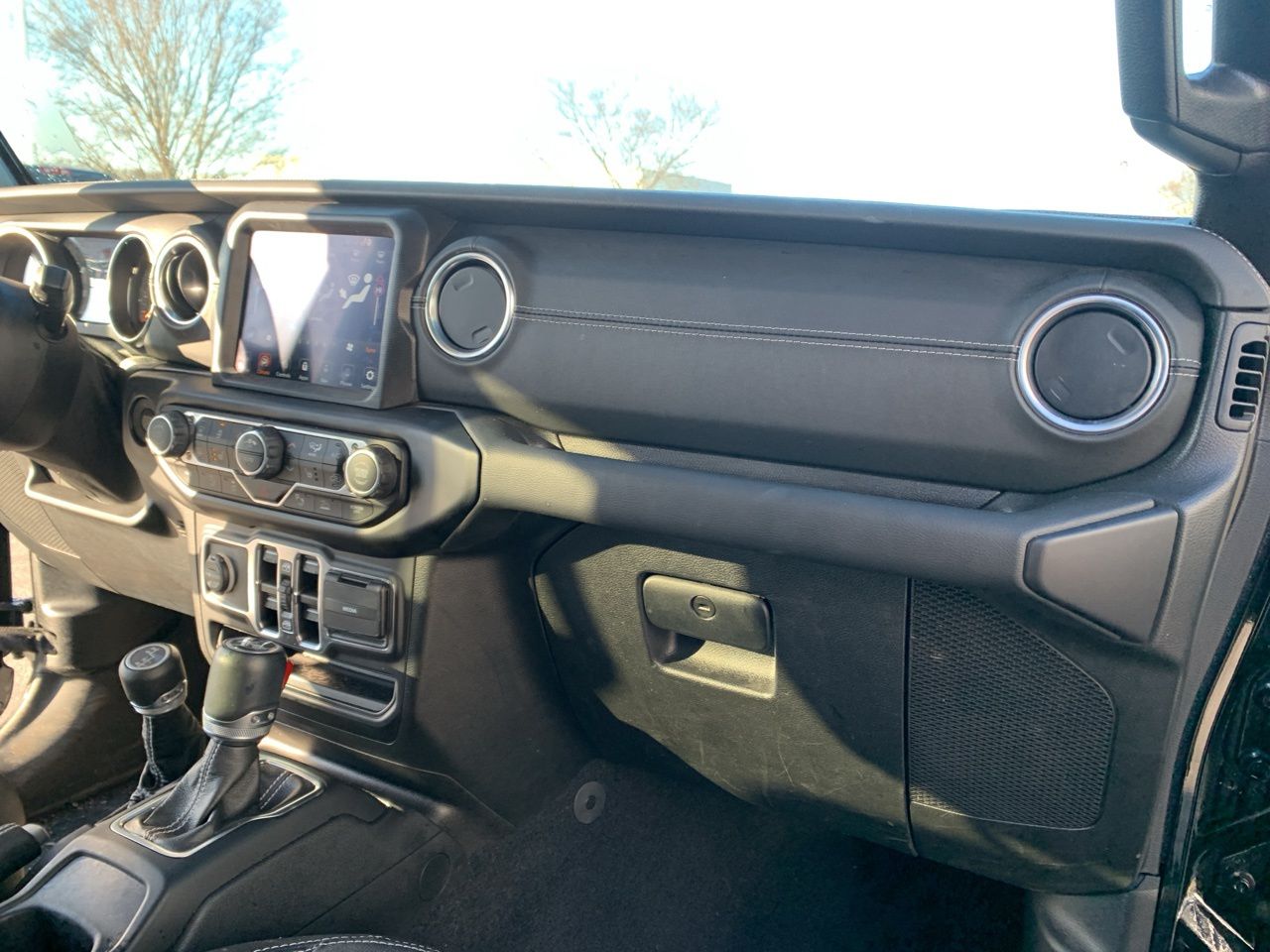 2021 Jeep Wrangler Unlimited Sahara 14