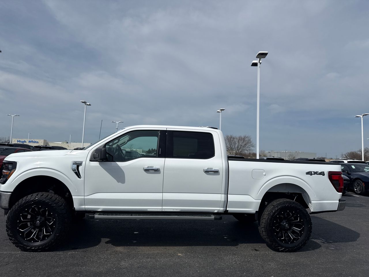 View vehicle photo 6