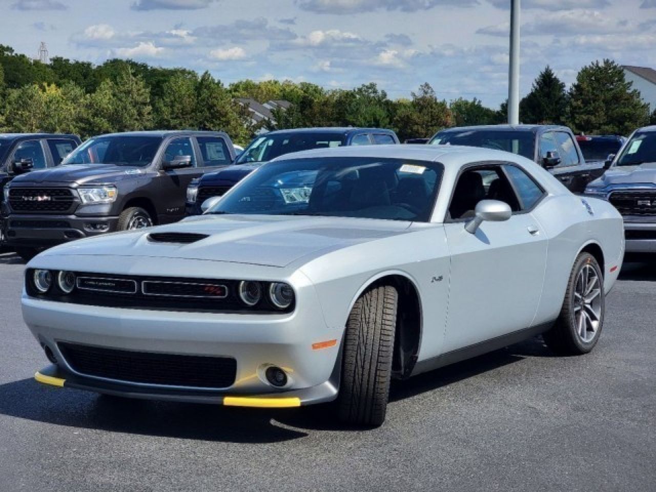 2023 Dodge Challenger R/T 12