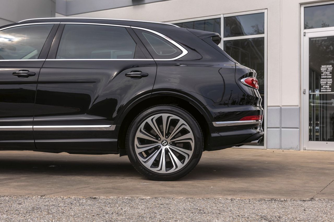 Used Car 2021 Bentley Bentayga  V8 For Sale Under $130,000 In Austin, Texas