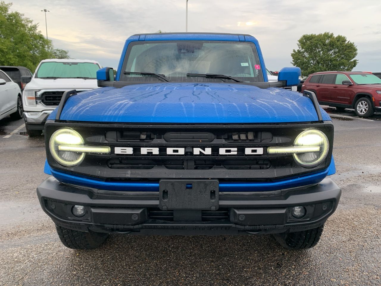 2022 Ford Bronco Outer Banks 8