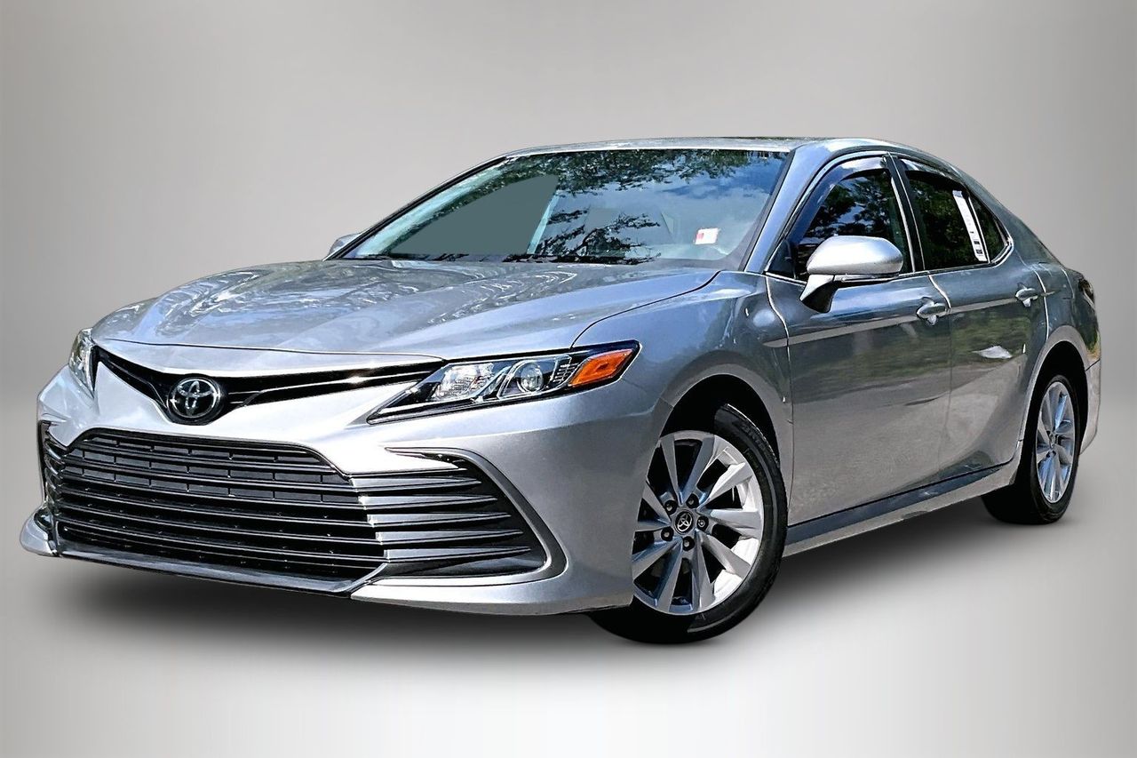 Celestial Silver Metallic 2024 Toyota Camry Sedan Front-Wheel Drive 8-Speed Automatic