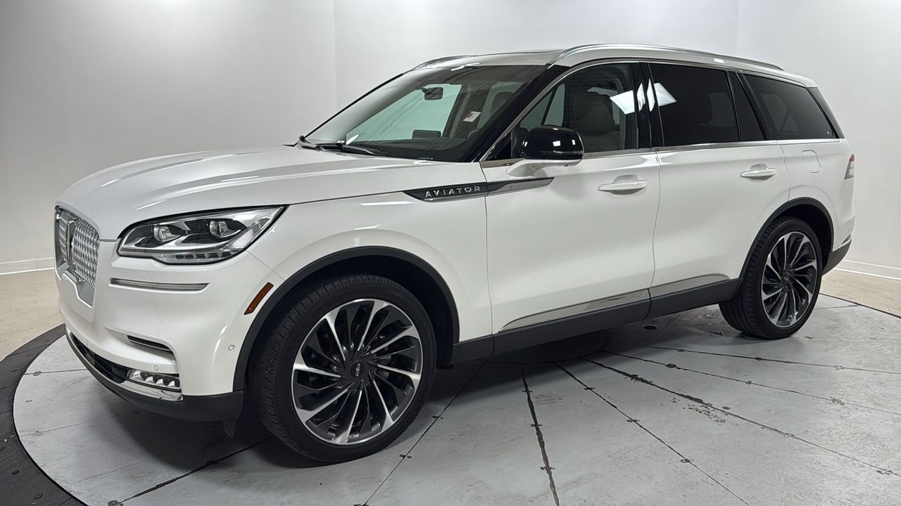 White Metallic 2023 Lincoln Aviator Reserve AWD SUV / Crossover All-Wheel Drive Automatic