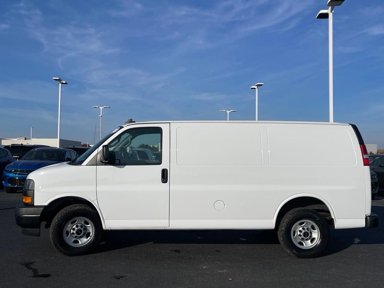 2019 GMC Savana 2500 Work Van 6