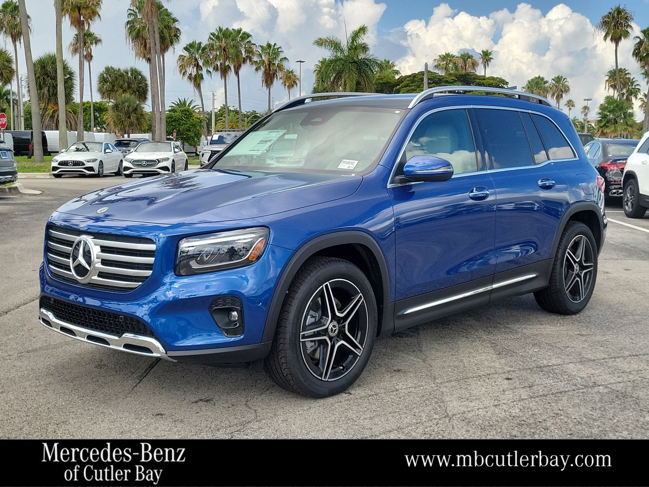 Starling Blue Metallic 2026 Mercedes-Benz GLB SUV / Crossover Front-Wheel Drive 8-Speed Dual Clutch