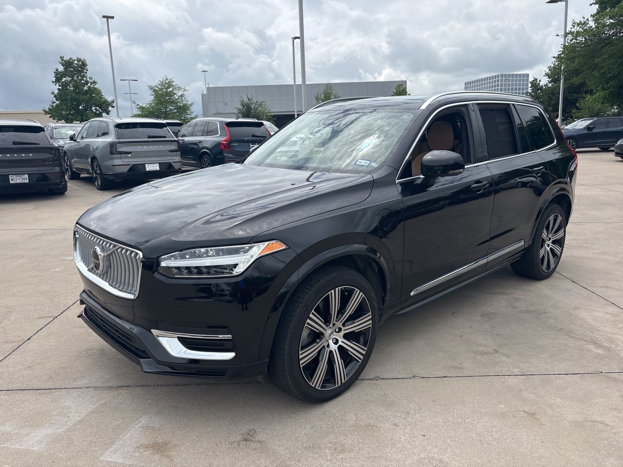Onyx Black Metallic 2025 Volvo XC90 Recharge T8 Ultra Bright Theme AWD SUV / Crossover Automatic