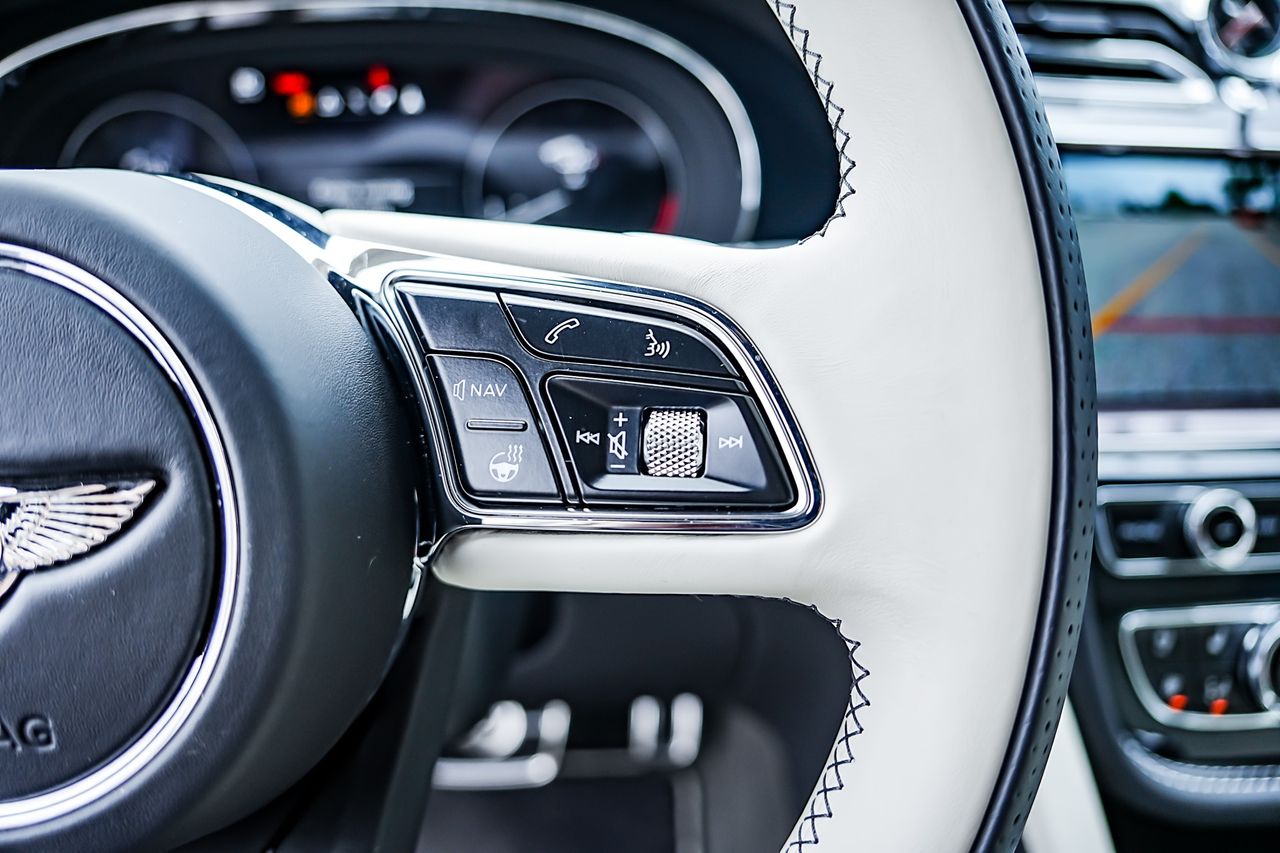 Used Car 2023 Bentley Bentayga Ewb  For Sale Under $200,000 In Austin, Texas