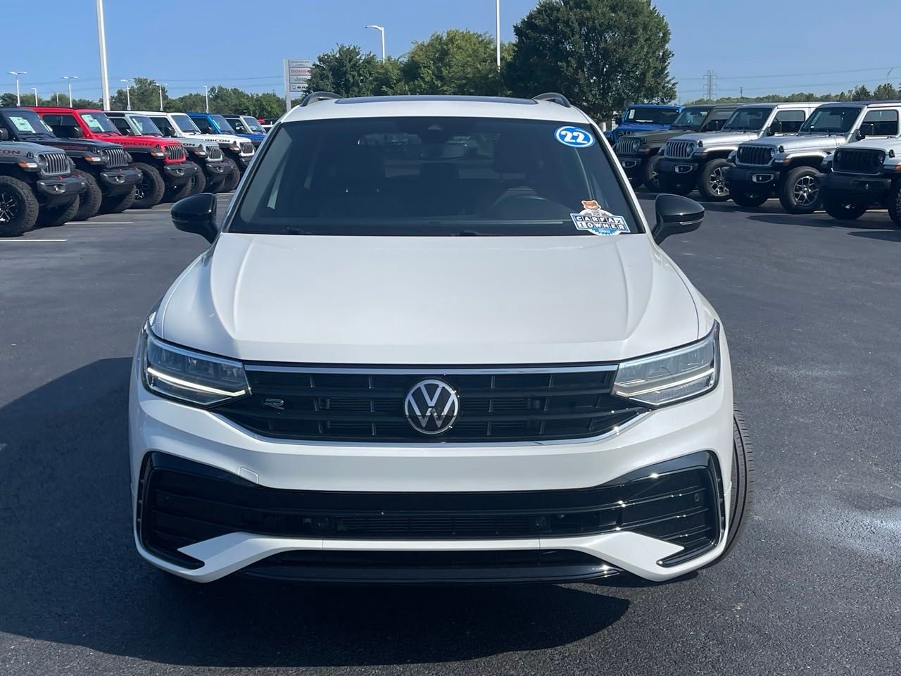 2022 Volkswagen Tiguan 2.0T SE R-Line Black 8