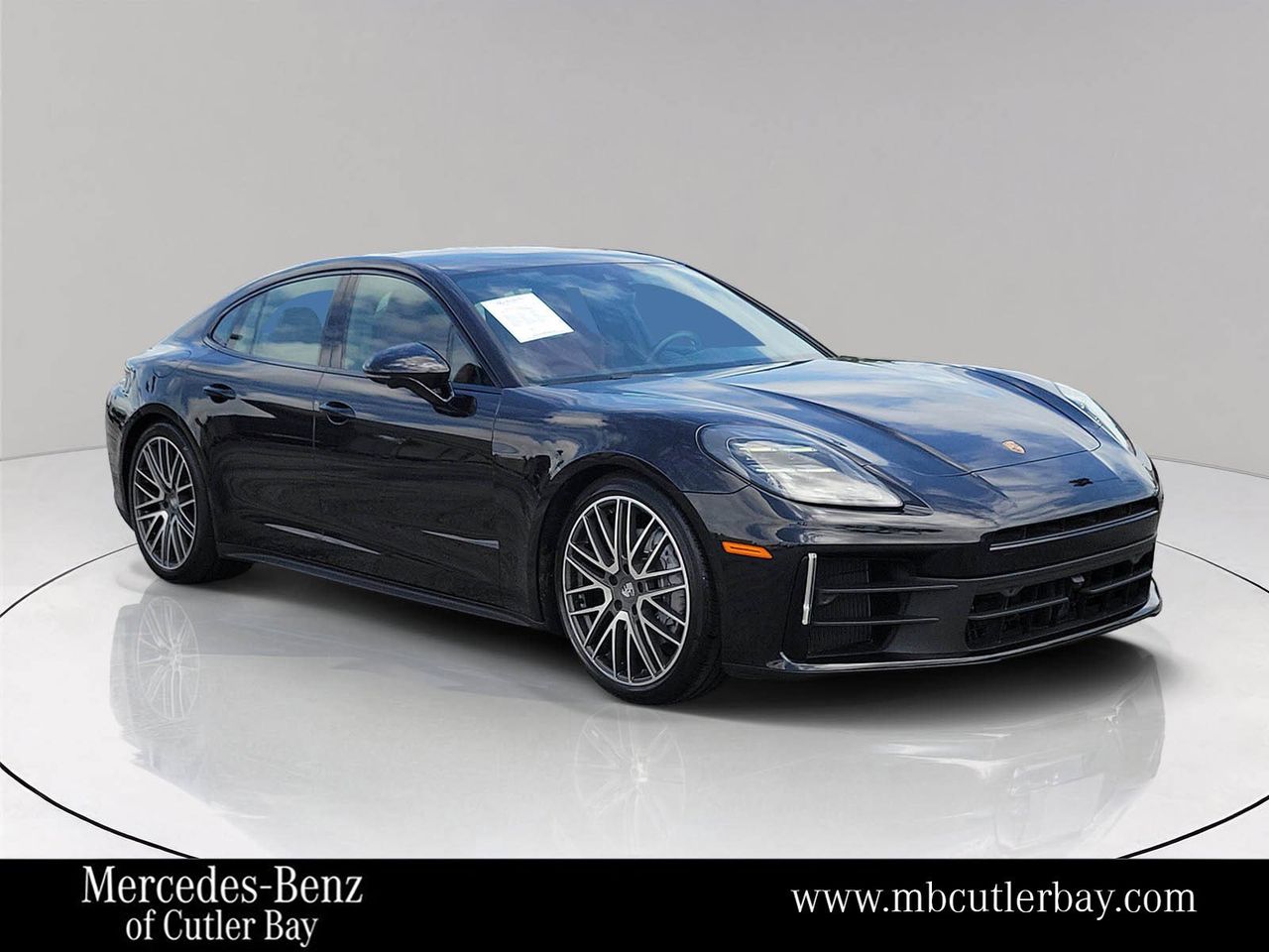 Jet Black Metallic 2024 Porsche Panamera RWD Sedan Rear-Wheel Drive 8-Speed Automatic
