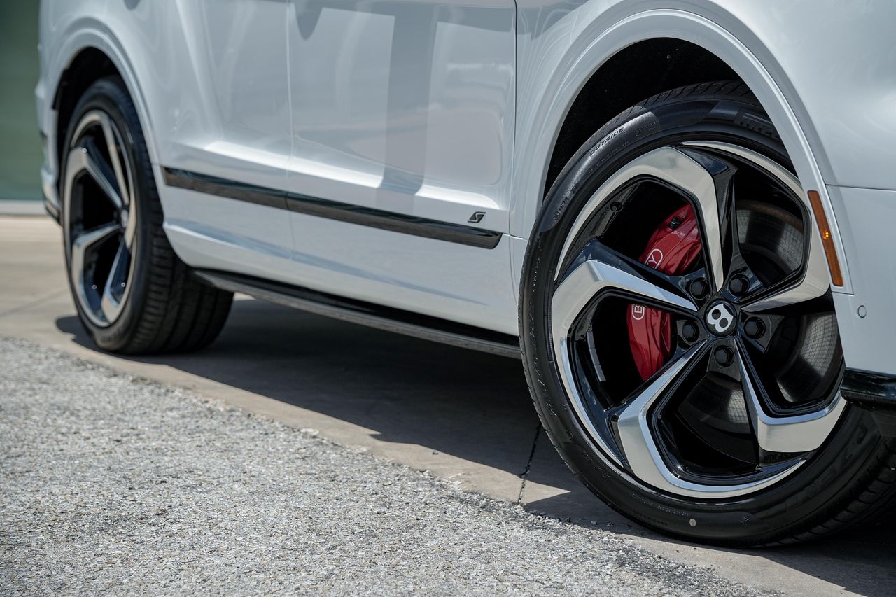 New Car 2025 Bentley Bentayga  S For Sale Under $320,000 In Austin, Texas