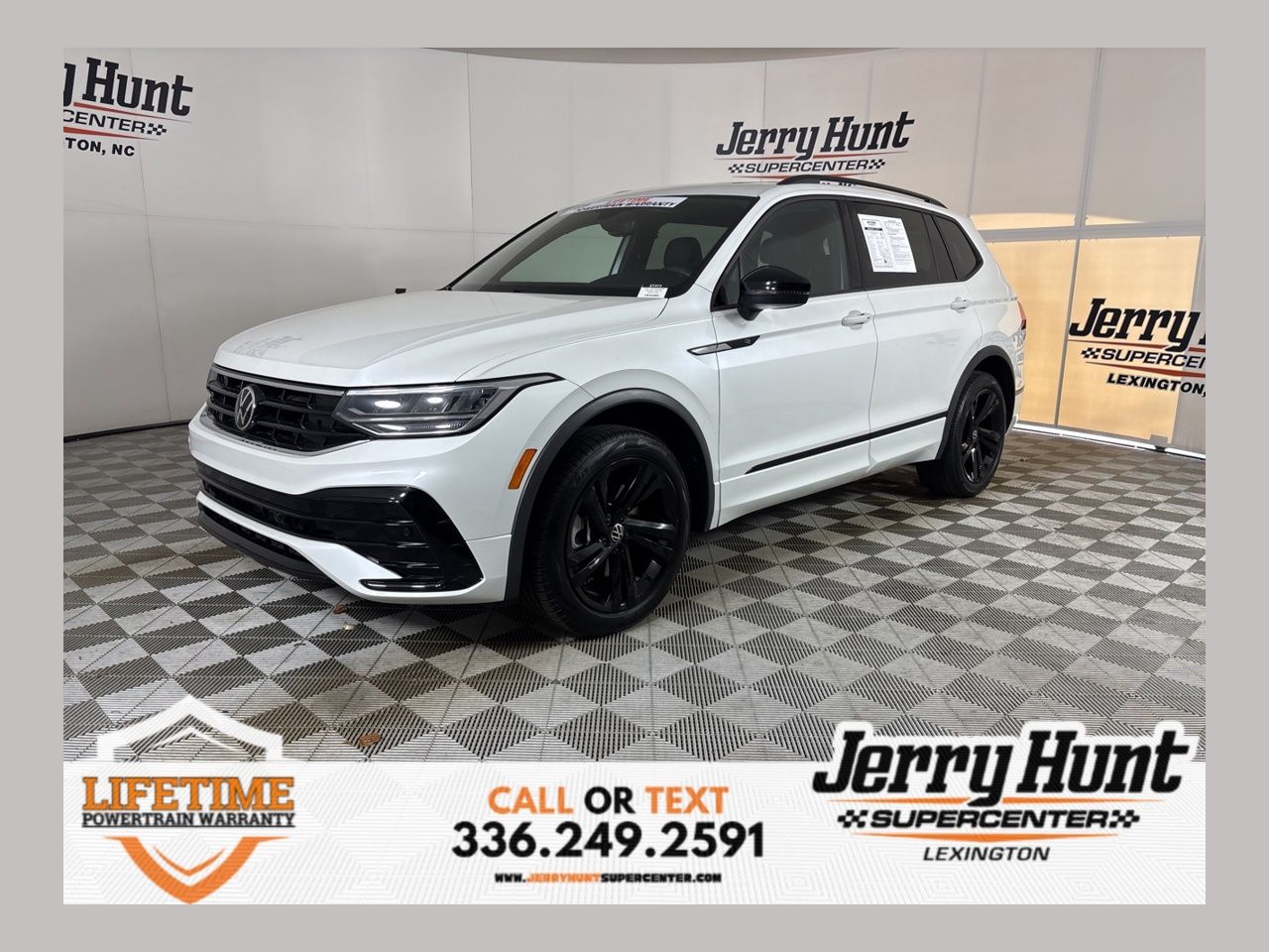 2023 Volkswagen Tiguan SE R-Line Black FWD