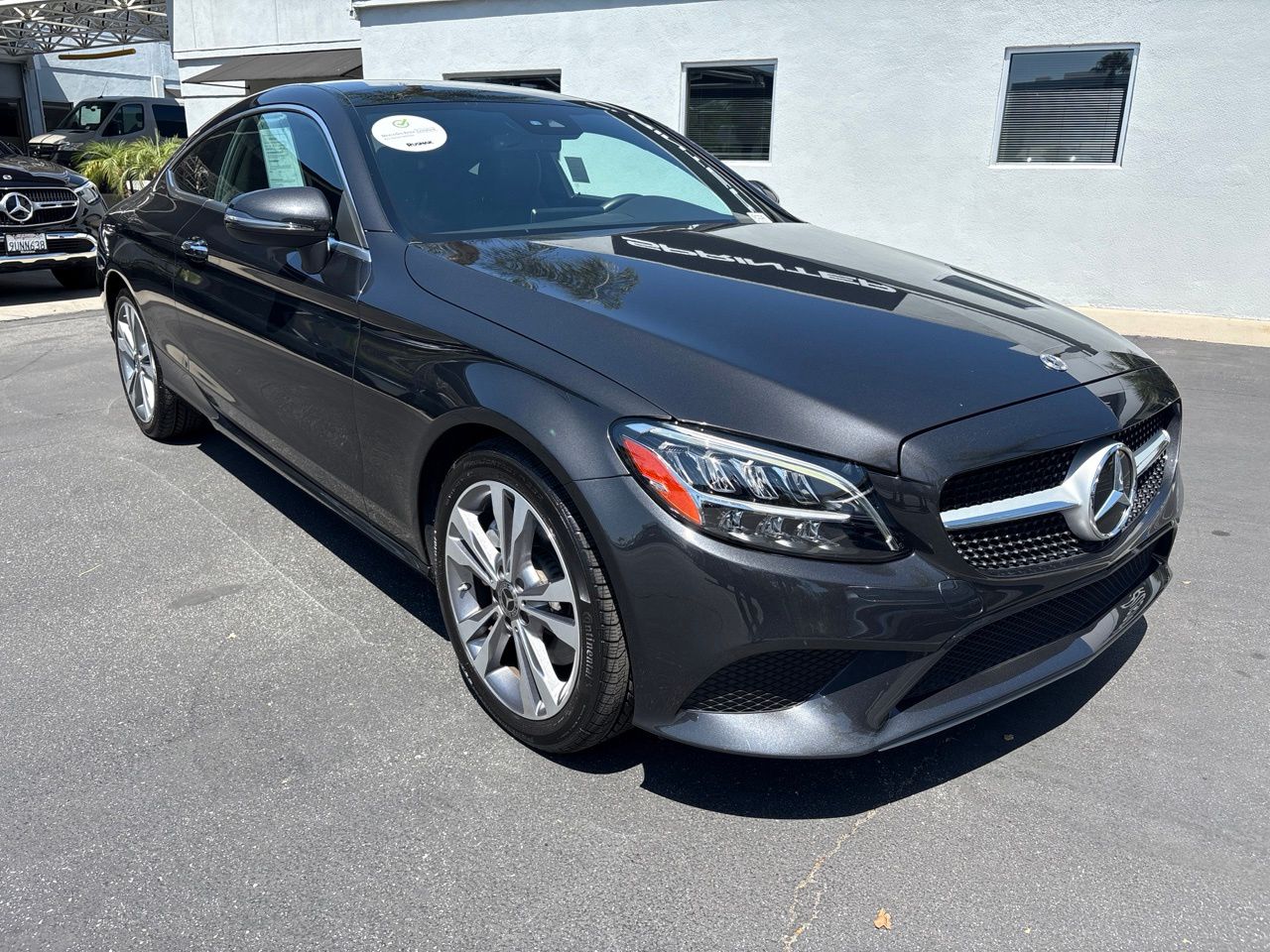 View vehicle photo 2