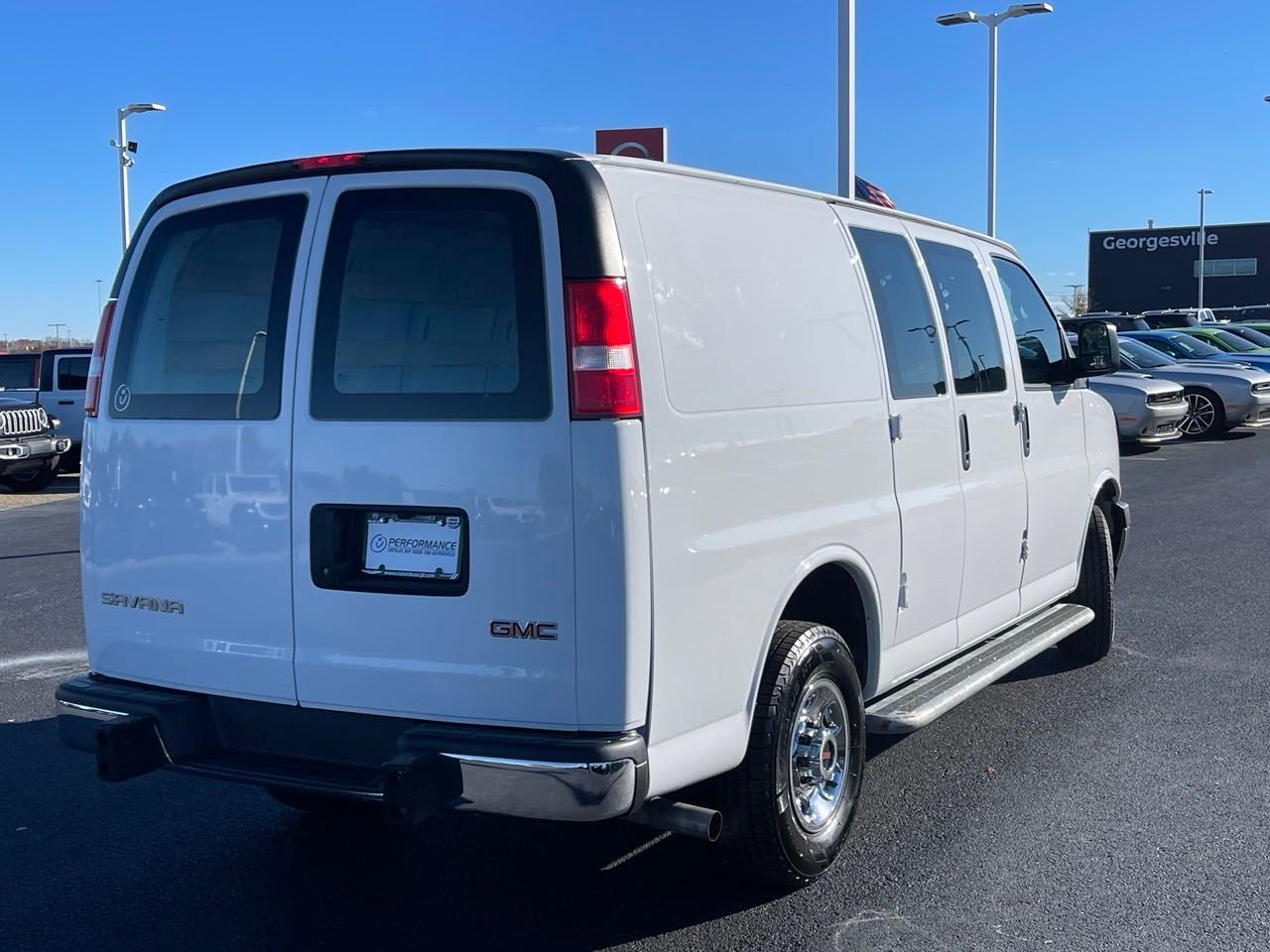 2021 GMC Savana 2500 Work Van 3