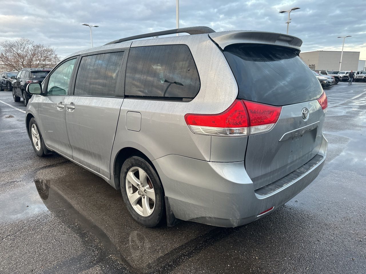 2012 Toyota Sienna LE 5