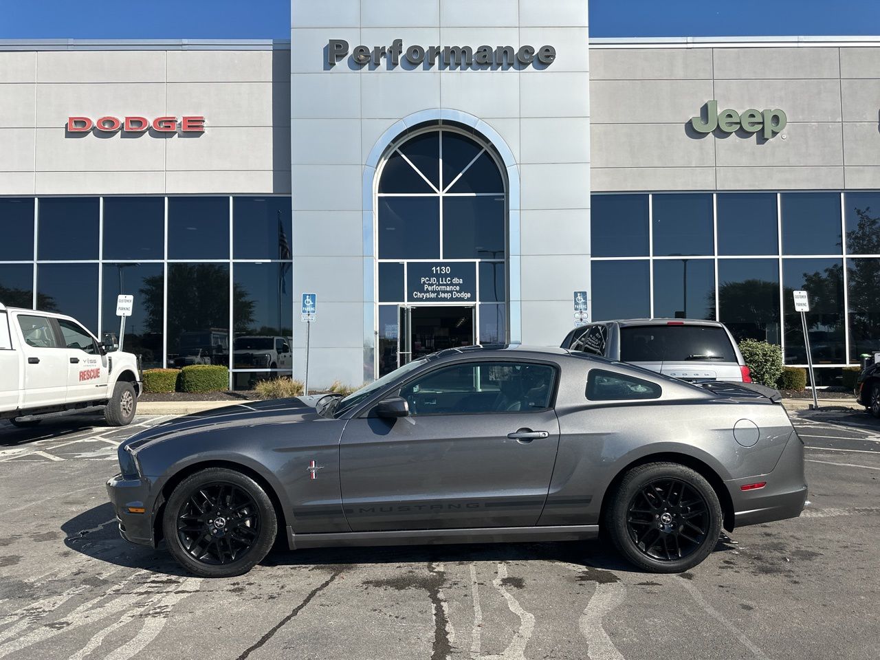 2014 Ford Mustang V6 4