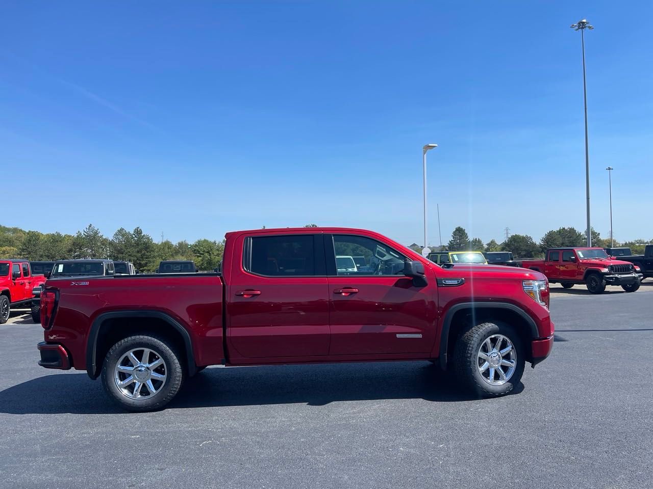 2021 GMC Sierra 1500 Elevation 2