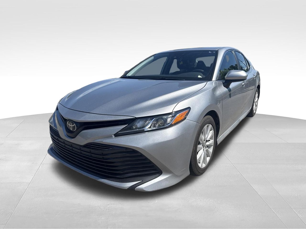 Celestial Silver Metallic 2019 Toyota Camry Sedan Front-Wheel Drive 8-Speed Automatic