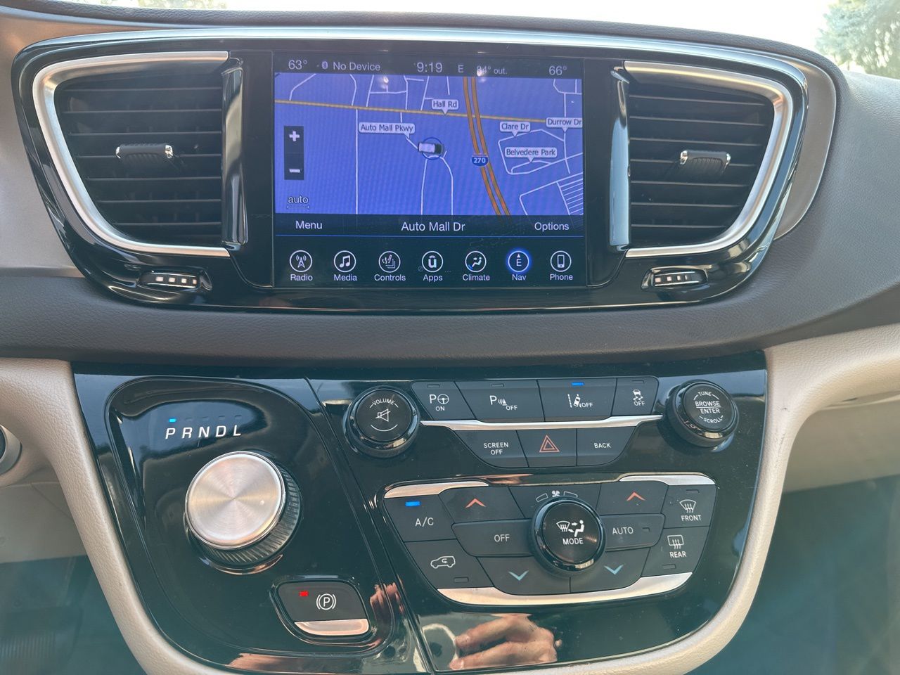 2017 Chrysler Pacifica Touring L Plus 13