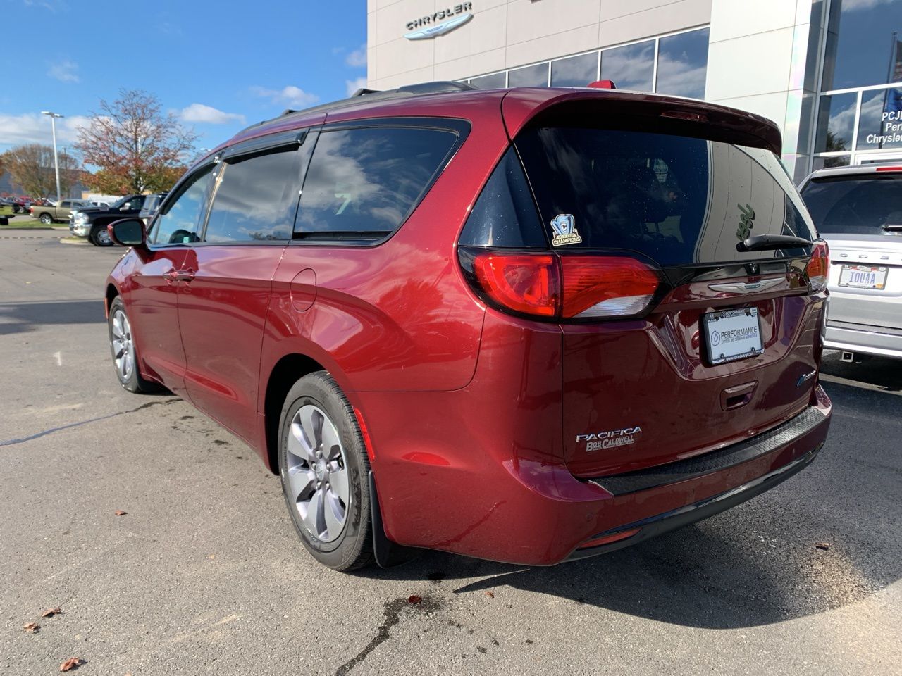 2018 Chrysler Pacifica Hybrid Limited 5