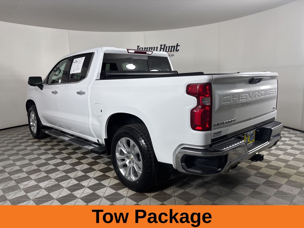 View vehicle photo 7